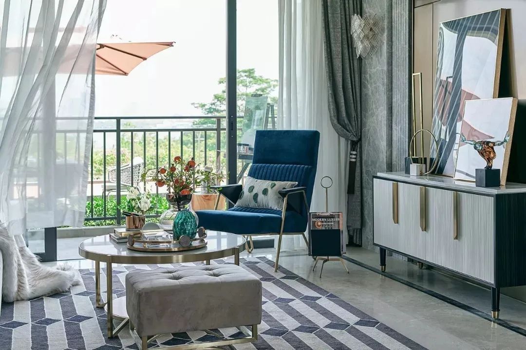 华丽|125㎡现代轻奢,羡慕有院子的房子,住起来太舒服了