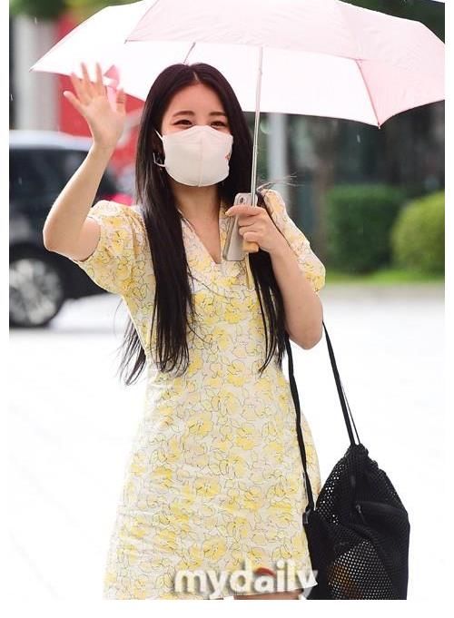 br「MD PHOTO」 韓國女團Brave Girls成員金玟瑩南侑廷出演SBS電臺節目