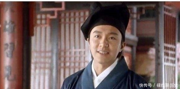 上联&上联“好马不吃回头草”,下联对得太绝,道出人生真谛