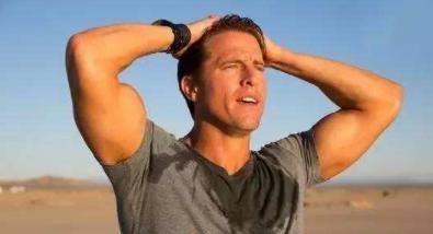 部位|汗是身体“感知器”,7个部位出汗,对应7种疾病,自测下属于哪种