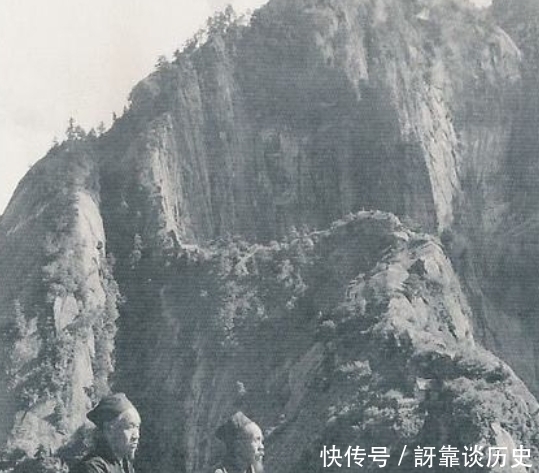 道士|珍贵的老照片:民国时期的道士,那个葫芦放到现在价值连城