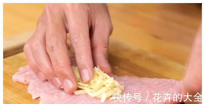 萝卜|起司炸猪排独门秘诀！“柴鱼片当炸粉”无敌酥脆香