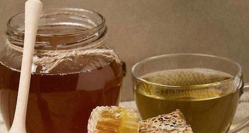 控制血压|高血压的人,在喝水上应注意什么?牢记2点,或可稳定控制血压