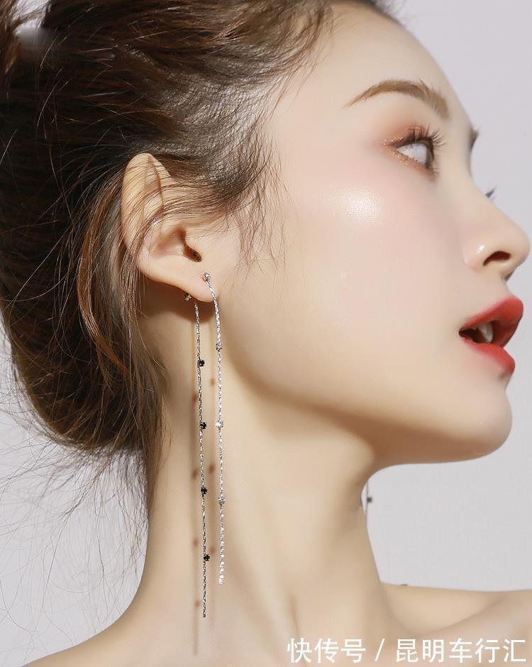 项链 女人一生该有的8件首饰,让你在举手投足间透露出一种知性美