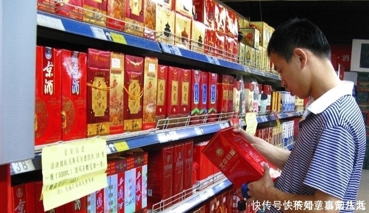 泸州老窖|央视已点名年份酒骗局被曝光，商家不好忽悠了