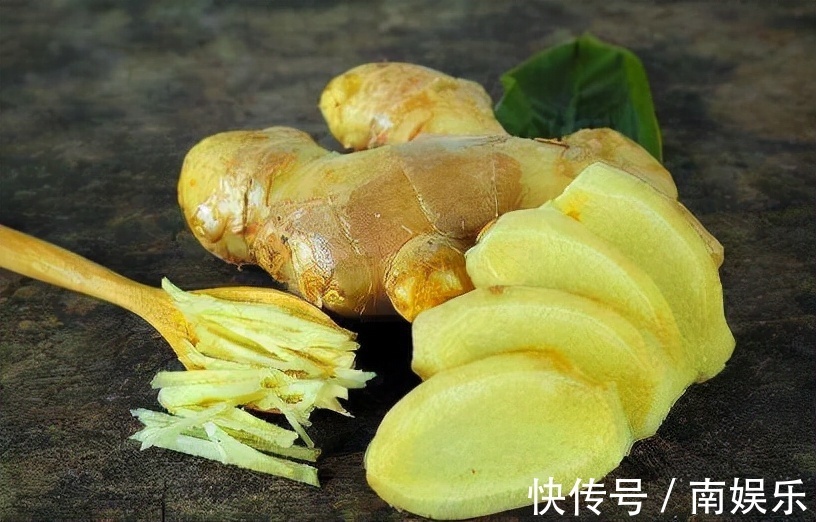 去皮|吃姜不去皮,吃错害自己吃生姜“去皮不去皮”,还有这么大差距