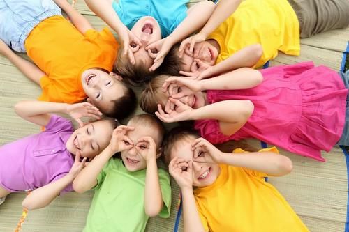 “我可以一起玩吗？”这种教科书式的社交方式，不知坑了多少孩子