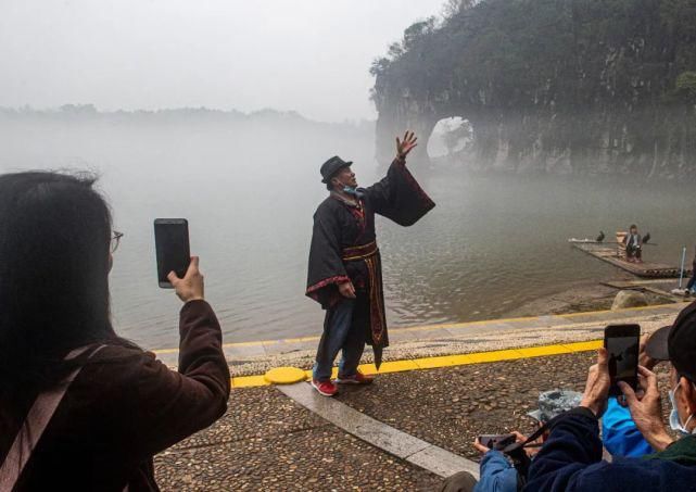 今早桂林又成仙境了！水墨桂林，如诗如画