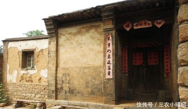 农村俗语“围墙大门忌高低, 屋主减寿妻别离”, 这话有什么讲究?