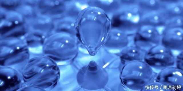 日本变态手霜,效果堪比“换皮”轻轻一抹,双手一夜重回婴儿肌