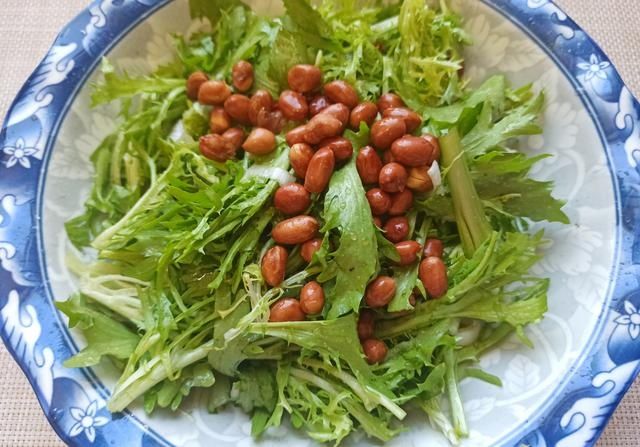 年夜饭必备的6道凉拌菜，清爽解腻，营养又美味，看着就很有食欲