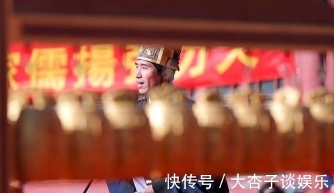 千字文&《弟子规》有害无益,这样的伪国学还要“残害”多少青少年?