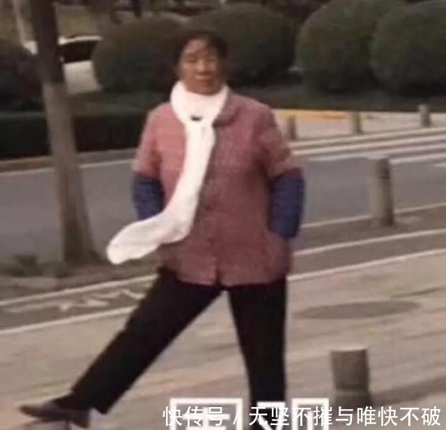 粉丝就|粉丝为“人间富贵花”这个称号争破头