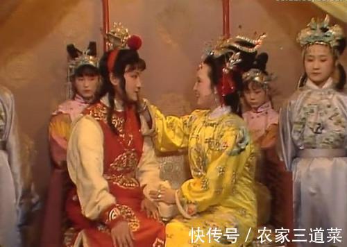 贾珠$红楼梦:贾元春为何厌恶贾环?看赵姨娘上位时间和贾环年龄就知道