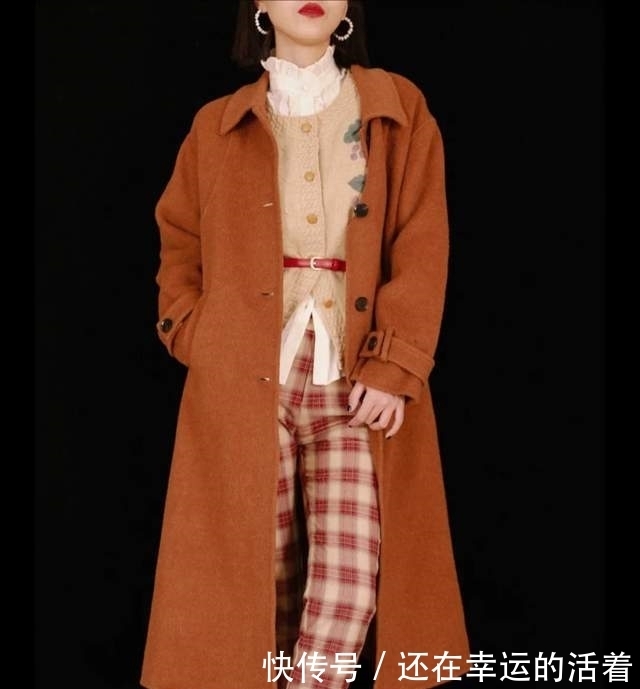 冬天穿大衣有哪些“禁忌”?避开这些误区,才能真正优雅又时尚