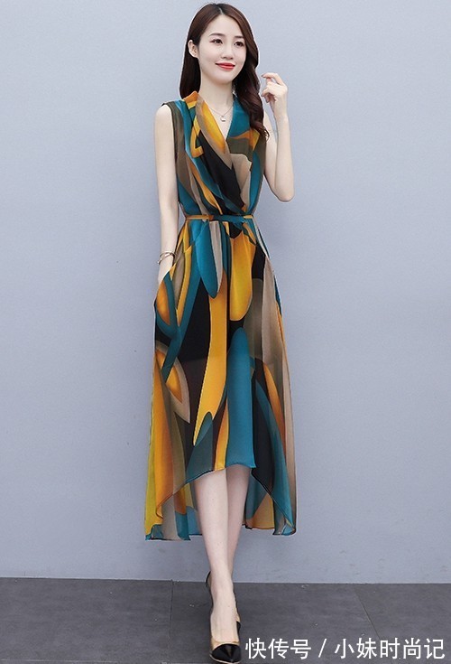 雪纺连衣裙|雪纺连衣裙,时尚偏爱,情有独钟