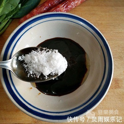 肉食者|腊味煲仔饭――做出好吃的饭原来可以这么简单!#肉食者联盟#