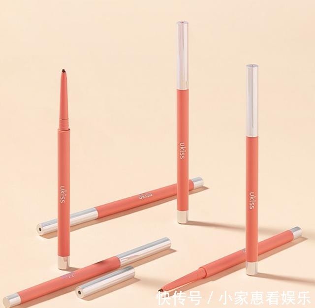 c眼线画对,眼睛放大2倍!营造简洁不浮夸低妆感