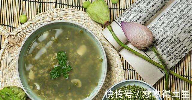 汤色|煮绿豆汤，别直接下锅煮，记住“加1步4窍门”，汤色碧绿解暑最佳！