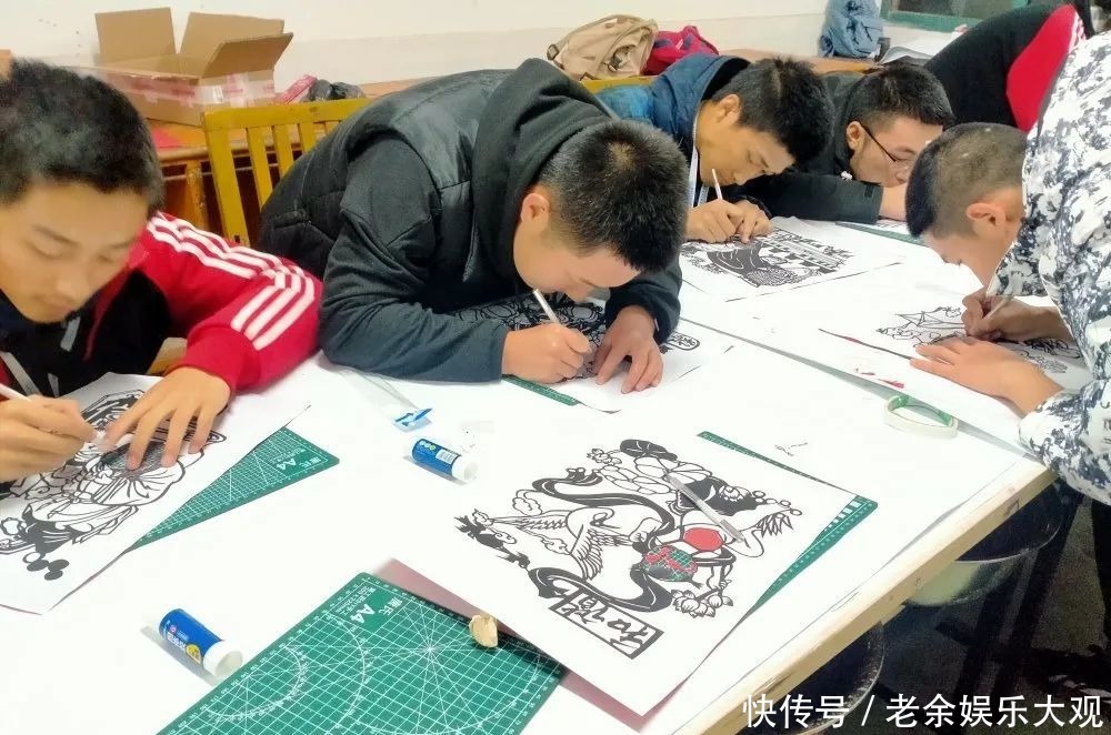 巧手|巧手“剪”出主旋律,校园“刮”起民俗风