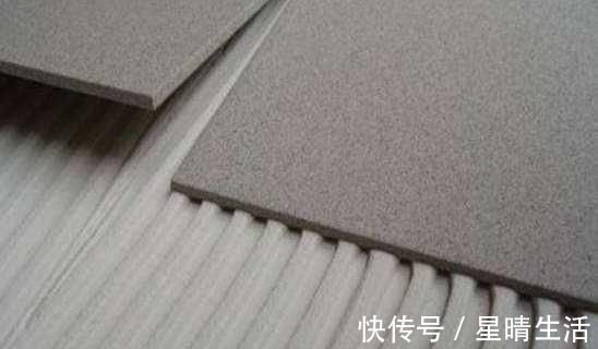 瓷砖|越来越多人不用水泥贴瓷砖,他们都用这种代替,省钱方便又好用