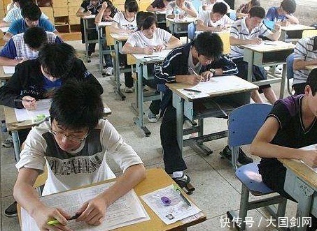 大学|冒名顶替上大学的丑闻,为何直到现在才被揭开胡锡进一针见血