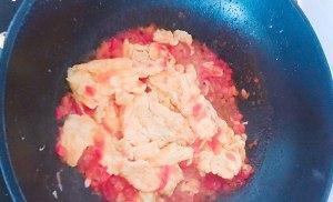 疫情严重不能出门在家吃什么？送您简单的鸡蛋菜谱，营养美味下饭