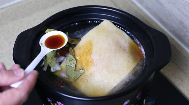 过年必不可少的硬菜!一招教你这样做扣肉,好吃不腻,待客倍有面