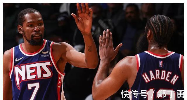 補扣|半場28分哈登帶隊破尼克斯,但因為什么事他竟然當(dāng)場笑到打鳴