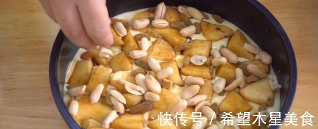 非常简单的苹果蛋糕,一定要试试苹果蛋糕的用料,苹果蛋糕的做法!