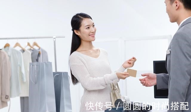 红蓝标 冠军logo有几种！