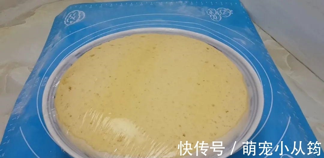 擀杖|面粉这样做才好吃，撒2把芝麻，外皮焦脆又香甜，比面包烧饼好吃