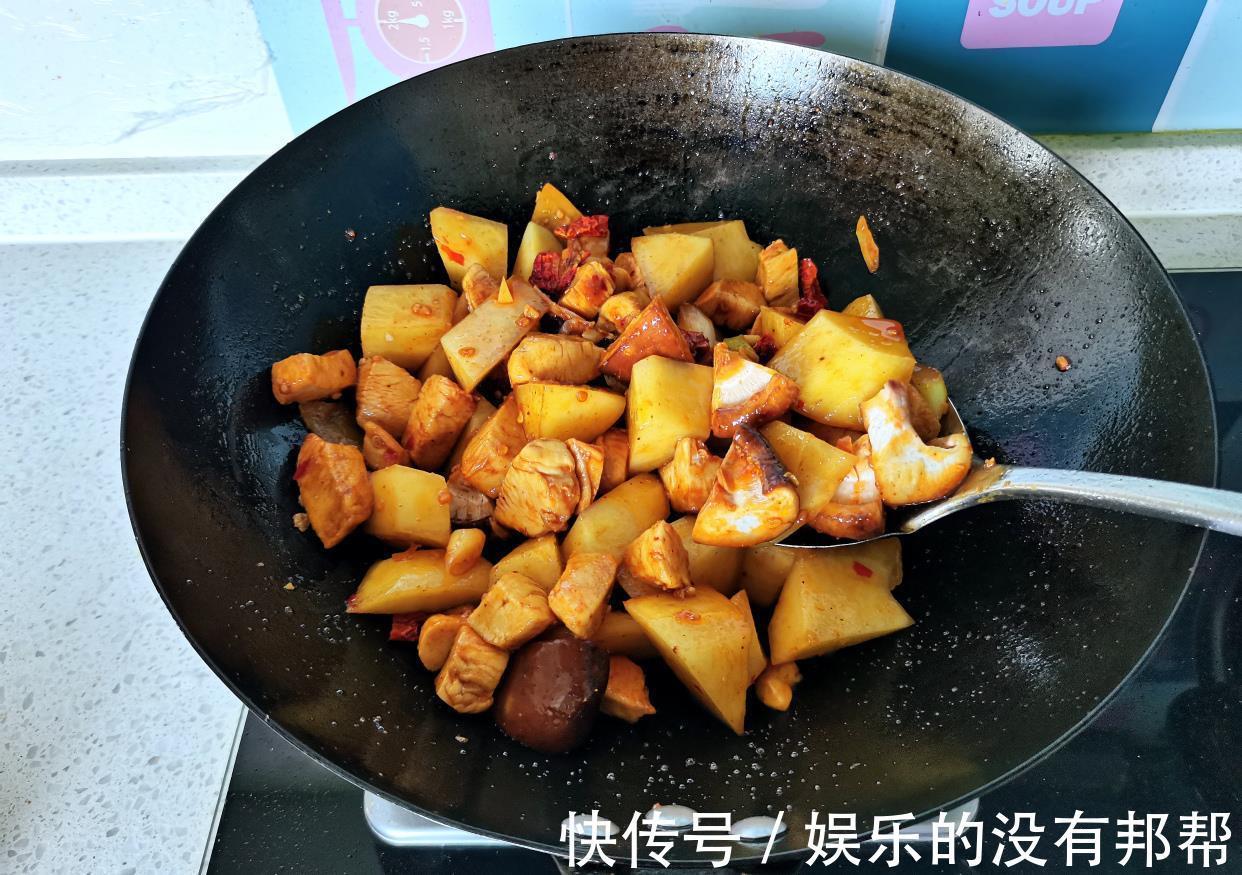 有滋有味|两人晚餐:一荤一素一汤一米饭,平凡的生活也有滋有味