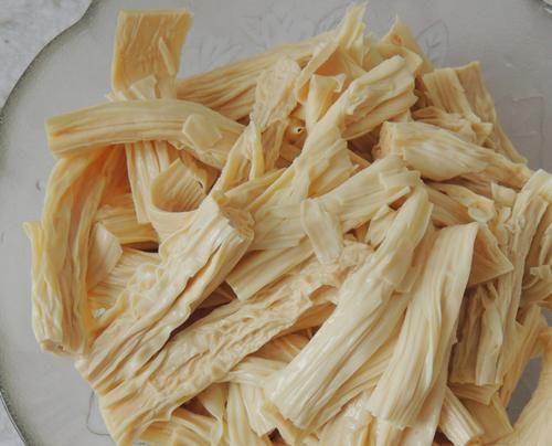 6月了，这菜比鱼肉还香，隔天吃一盘，补钙质，加强免疫力，肠道通畅