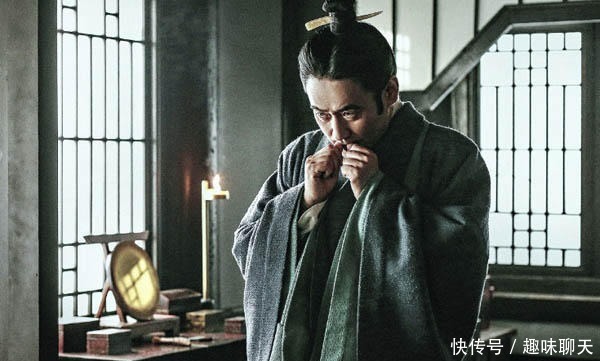 当做|对于父亲的告诫,始终当做耳旁风,为何在曹丕心里父亲不如司马懿