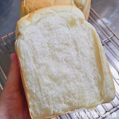 好吃|这道低油豆浆吐司（一次发酵），怎么做都好吃