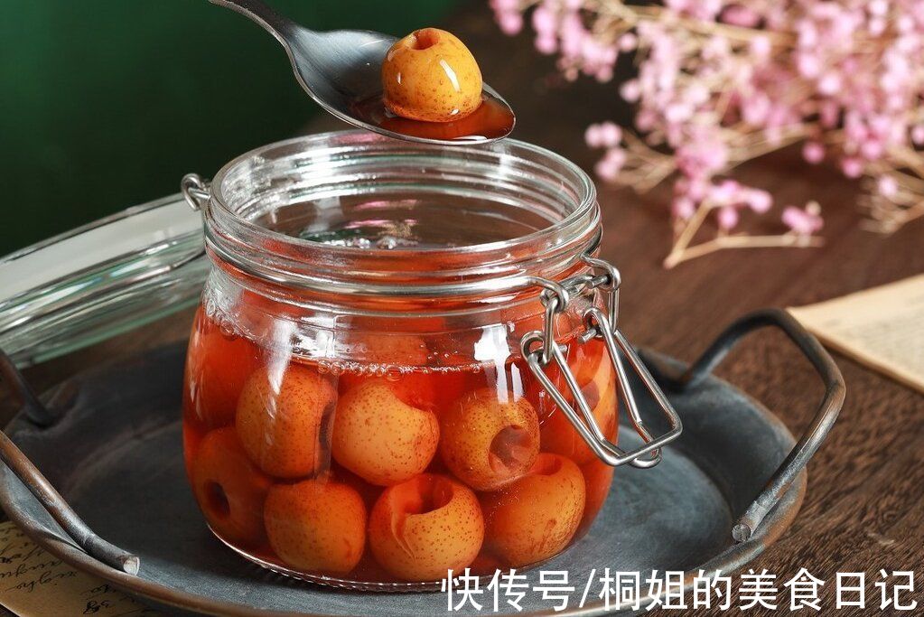 山楂上市季，教你自制山楂罐头，没有添加剂，酸甜可口孩子爱吃