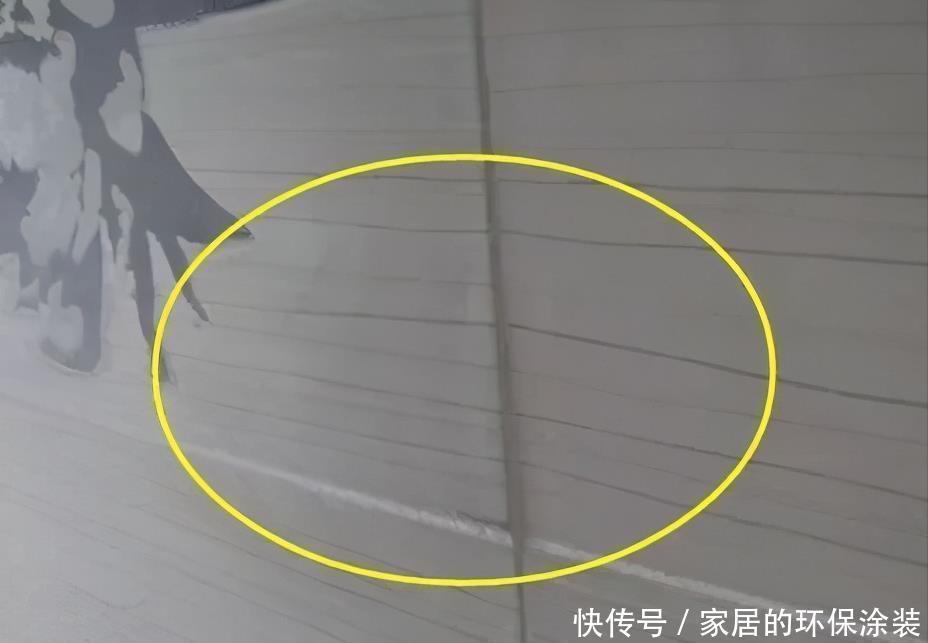 工人|家里工人一旦这样贴瓷砖,必须让他返工重做,入住“毁房”就晚了