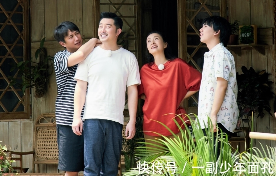 入味|這么尷尬?何炅剛吹捧,那英后腳抱怨“沒入味”,黃磊廚藝遇危機(jī)