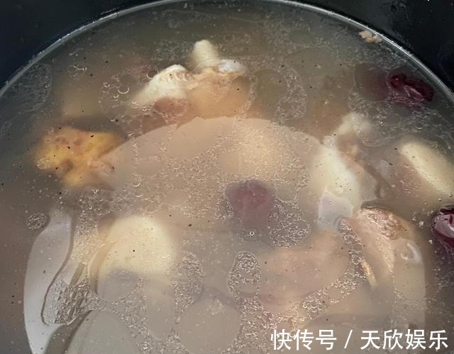 牛排骨汤|这菜，富含蛋白质，才2块钱一斤，常吃增强免疫力，体质好！