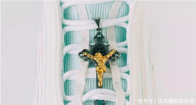 明星疯抢不到,个个都大有来头,“吊打官方”的顶级奢华鞋款