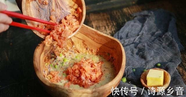 鲜香|用三文鱼制作早餐，鲜香可口，几分钟学会！