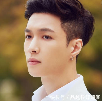 练习生|张艺兴:梦想就像皇冠,以璀璨的光芒庄严你,又长出荆棘刺痛你