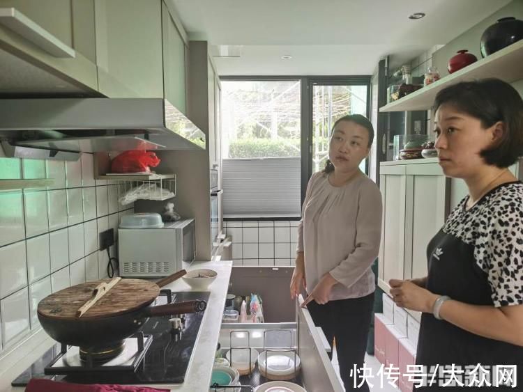 物品|只靠叠衣服,月入两三万?整理收纳师:既能忙淘金,也能帮收心