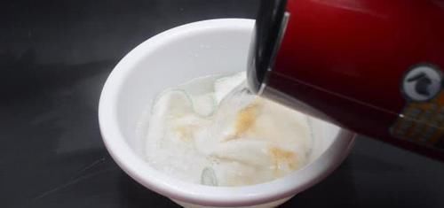 食用碱|不管抹布有多脏,教你一个简单的方法,洗的白净还不伤手,真实用