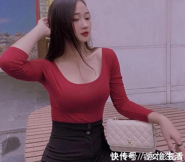 p越南女老师,大长腿搭配迷人曲线,再把臀部训练给到你
