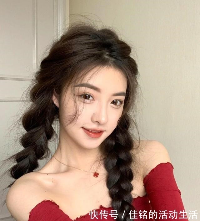 高丸子头 发型也是挑人的,选对发型很重要,这些日常百搭的发型不要错过!
