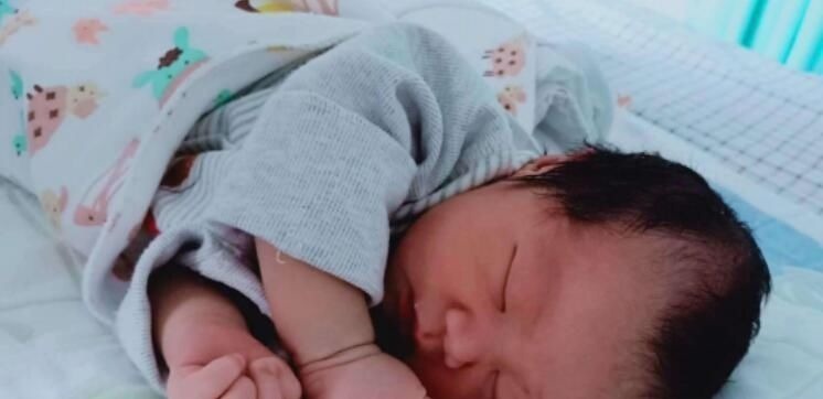 宝宝|一年长高25厘米!这个阶段是娃身高“猛涨期”,爸妈抓紧别错过