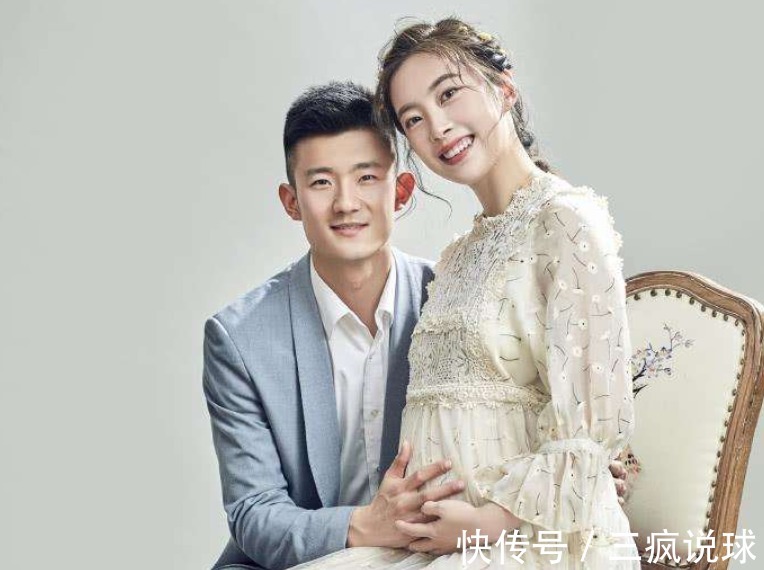 里约奥运会|谌龙携爱妻出游享受二人世界!外貌神似王祖贤,31岁保养似少女