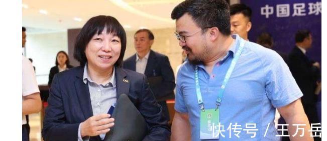 联赛|中国足球迎历史性一刻,教育部官宣:组织校园足球联赛